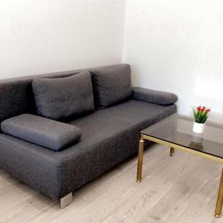 Private Room In Shared Apartment Pr4-9 Вена Экстерьер фото